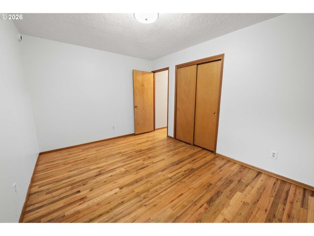 410 Pleasant Ave, Astoria, OR 97103