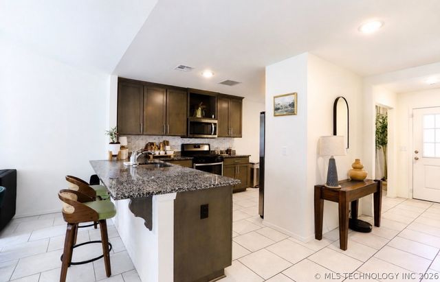 13406 S 93 Avenue, Bixby, OK 74008