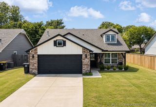 13406 S 93 Avenue, Bixby, OK 74008
