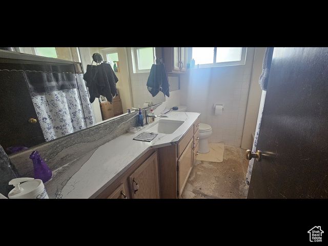 2132 W 800 N, Clinton, UT 84015