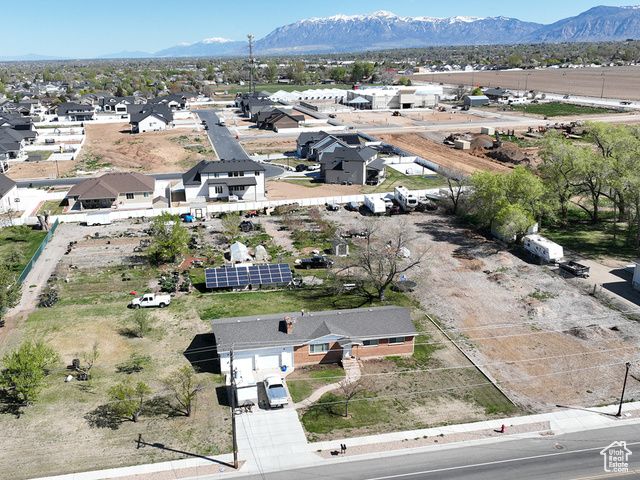 2132 W 800 N, Clinton, UT 84015
