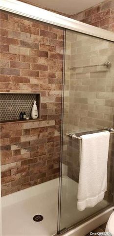 28 Carley Avenue, Huntington, NY 11743