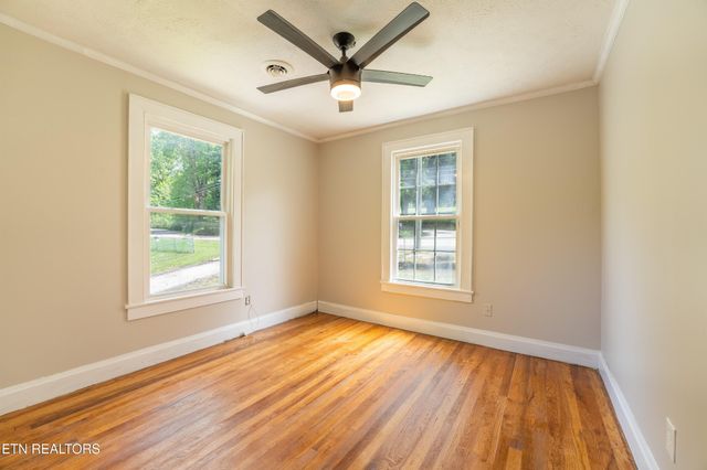 3209 Washington Pike, Knoxville, TN 37917