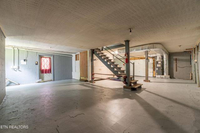 3209 Washington Pike, Knoxville, TN 37917