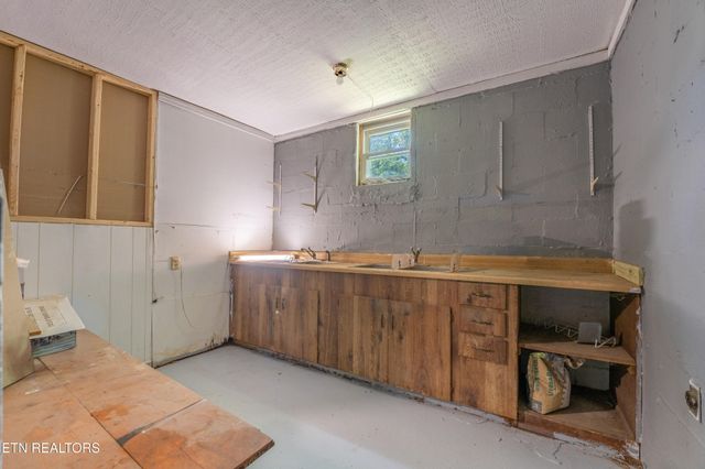 3209 Washington Pike, Knoxville, TN 37917