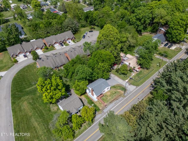 3209 Washington Pike, Knoxville, TN 37917