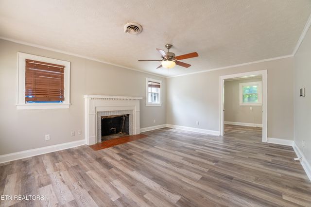 3209 Washington Pike, Knoxville, TN 37917