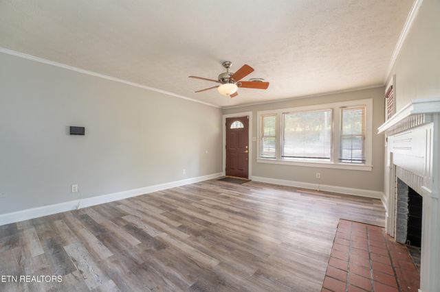 3209 Washington Pike, Knoxville, TN 37917