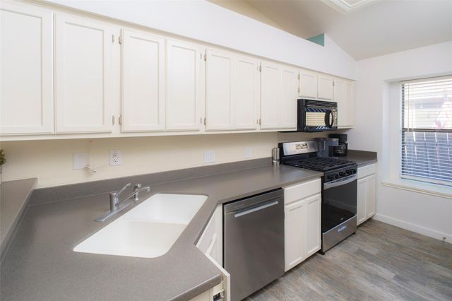 1403 Black Cherry DR, Cedar Park, TX 78613