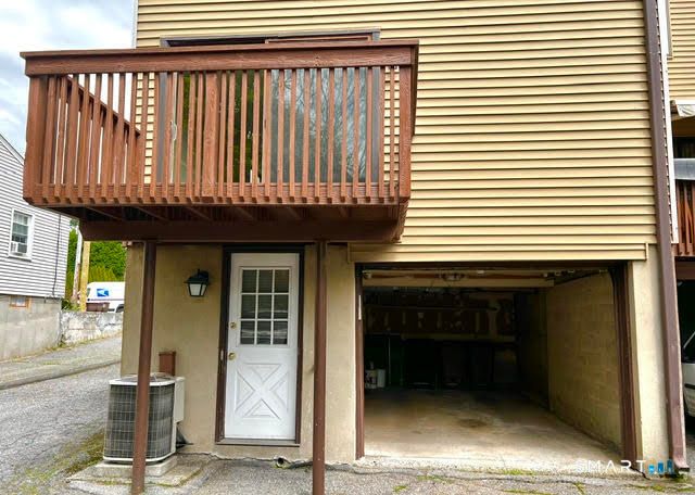 77 Van Buskirk Avenue 77, Stamford, CT 06902