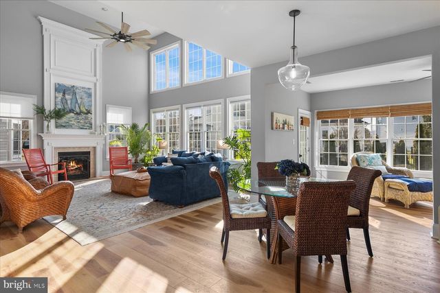 37486 SEASIDE DR, Ocean View, DE 19970