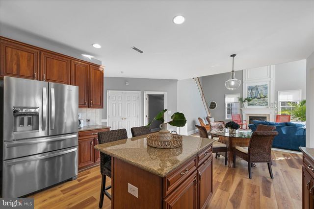 37486 SEASIDE DR, Ocean View, DE 19970