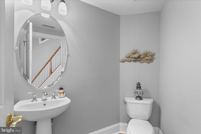 37486 SEASIDE DR, Ocean View, DE 19970