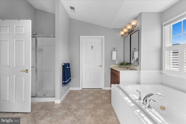 37486 SEASIDE DR, Ocean View, DE 19970