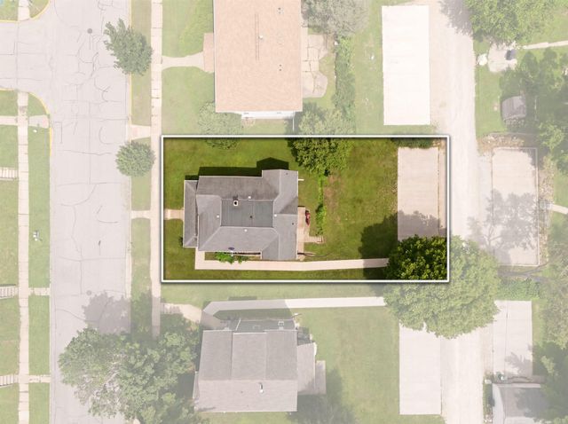 2504 Olive Street, Cedar Falls, IA 50613