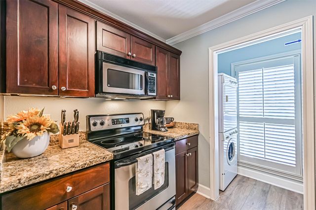 7000 Seawall Boulevard 238, Galveston, TX 77551