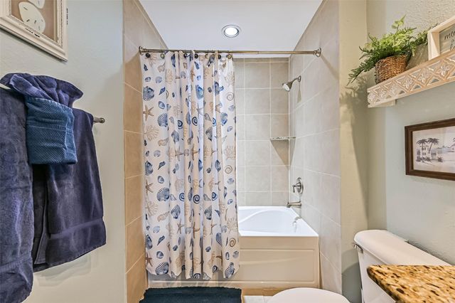 7000 Seawall Boulevard 238, Galveston, TX 77551