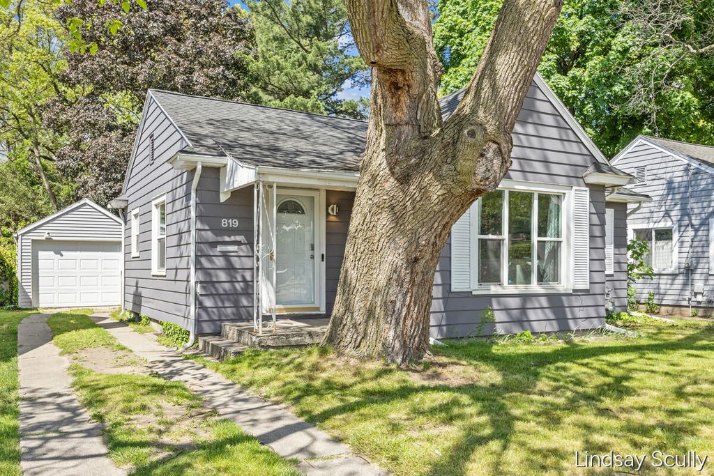 819 Alger Street SE, Grand Rapids, MI 49507
