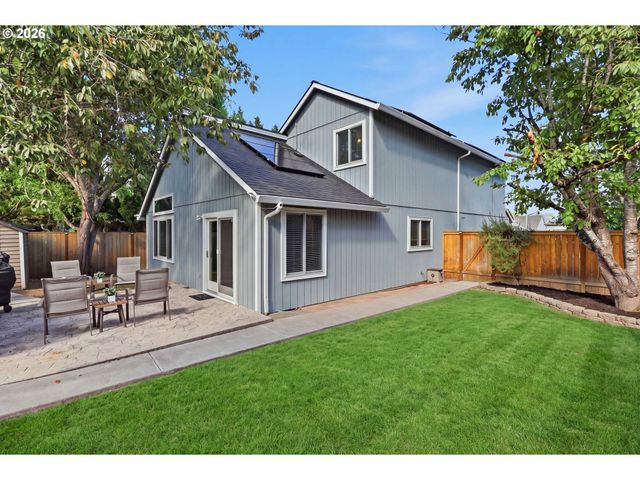 871 Se 66TH Ct, Hillsboro, OR 97123