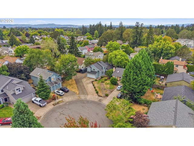 871 Se 66TH Ct, Hillsboro, OR 97123