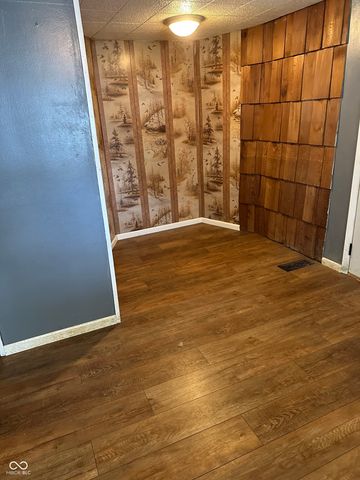 1007 Randolph Avenue, Alexandria, IN 46001