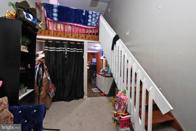 218 STRIBLING AVE, Charlottesville, VA 22903