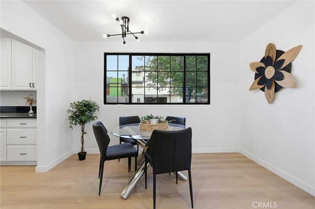 1985 N Lake Avenue, Altadena, CA 91001