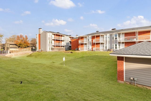 4441 Old College Road 2104, Bryan, TX 77801