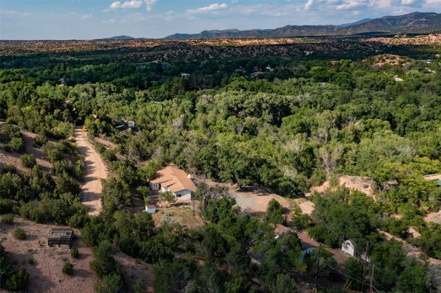 20 B Glowing Star, Santa Fe, NM 87506