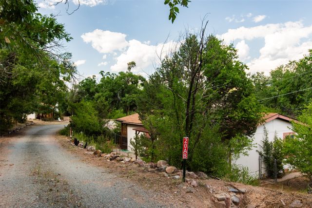 20 B Glowing Star, Santa Fe, NM 87506