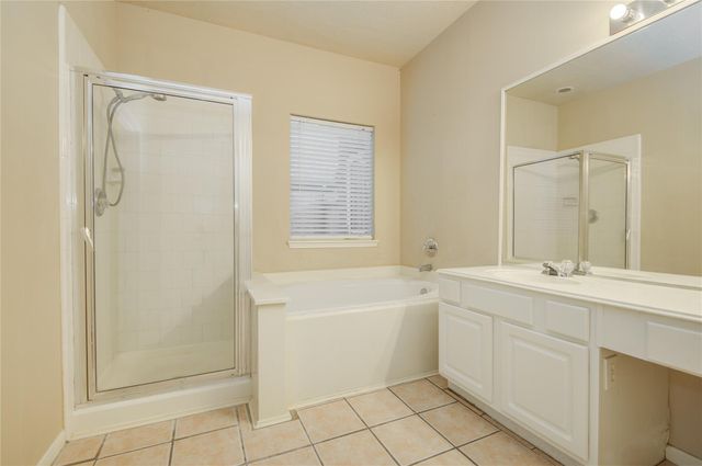 18422 Auburn Woods Drive, Cypress, TX 77429