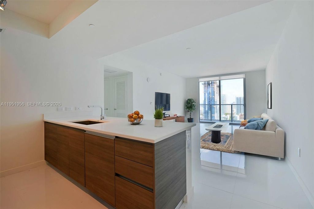 1100 S Miami Ave 3107, Miami, FL 33130