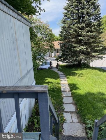 1600 BAER AVE, Hanover, PA 17331