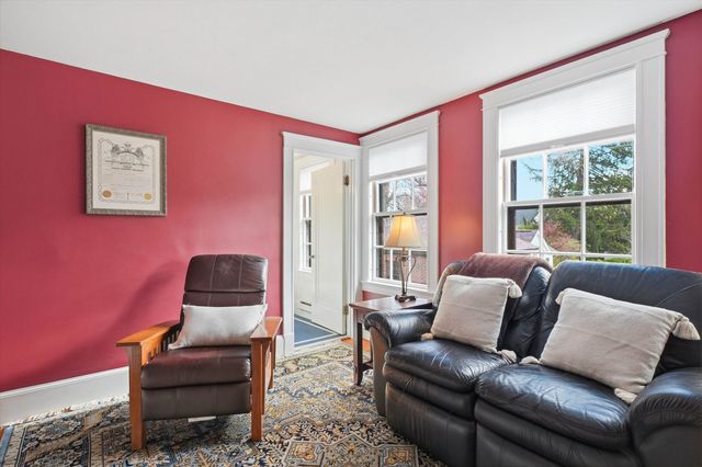 37 Chester Street, Nashua, NH 03064
