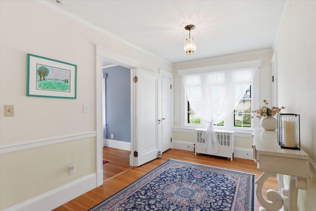 37 Chester Street, Nashua, NH 03064