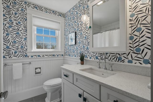 37 Chester Street, Nashua, NH 03064