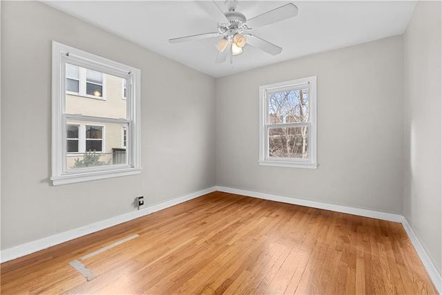 4942 Walnut Street 2 South, Kansas City, MO 64112