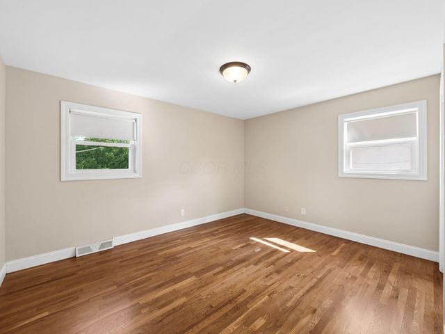 1262 Oakfield Drive S, Columbus, OH 43229