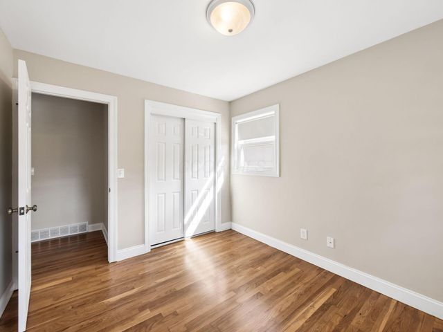 1262 Oakfield Drive S, Columbus, OH 43229