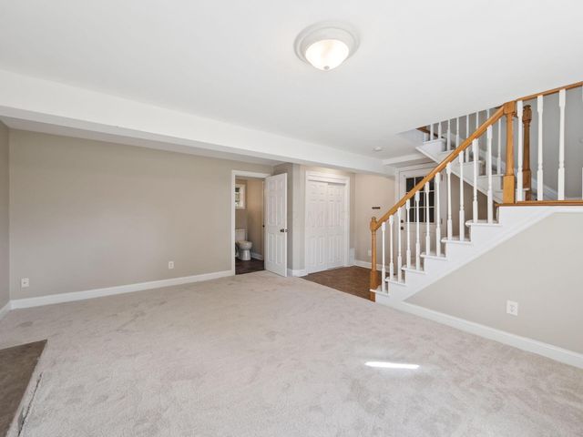 1262 Oakfield Drive S, Columbus, OH 43229