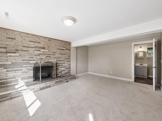 1262 Oakfield Drive S, Columbus, OH 43229