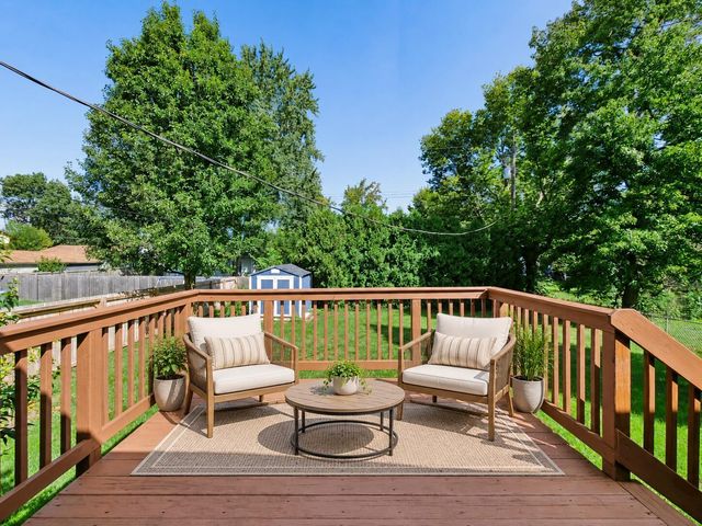 1262 Oakfield Drive S, Columbus, OH 43229