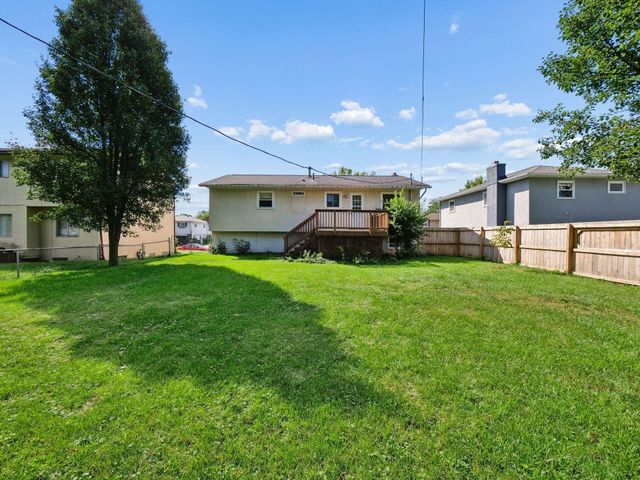 1262 Oakfield Drive S, Columbus, OH 43229