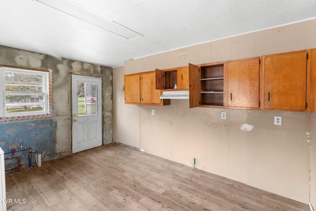 6563 East Andrew Johnson Highway, Whitesburg, TN 37891