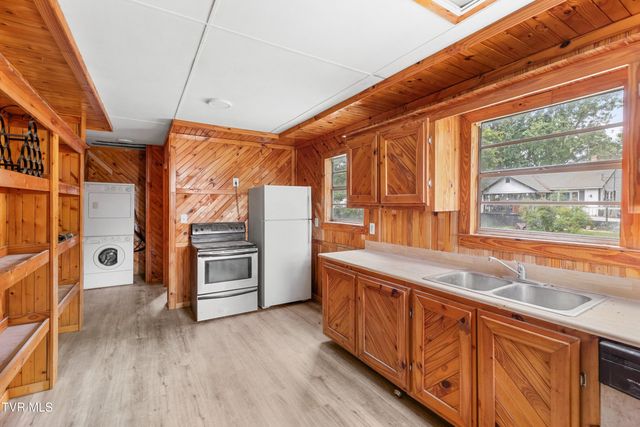 6563 East Andrew Johnson Highway, Whitesburg, TN 37891