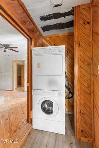 6563 East Andrew Johnson Highway, Whitesburg, TN 37891