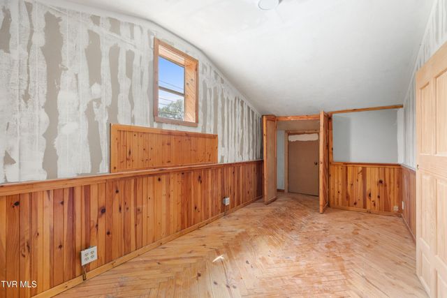 6563 East Andrew Johnson Highway, Whitesburg, TN 37891