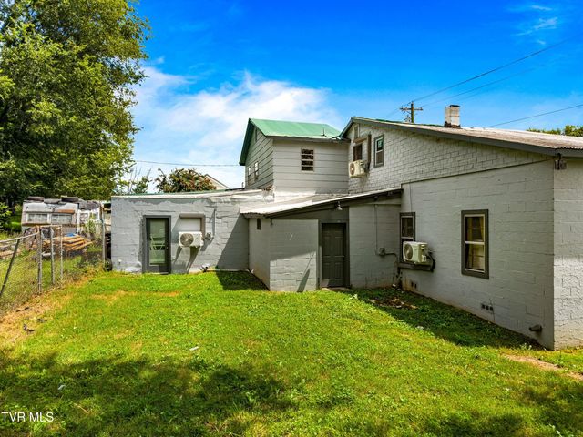 6563 East Andrew Johnson Highway, Whitesburg, TN 37891