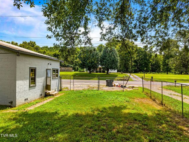6563 East Andrew Johnson Highway, Whitesburg, TN 37891