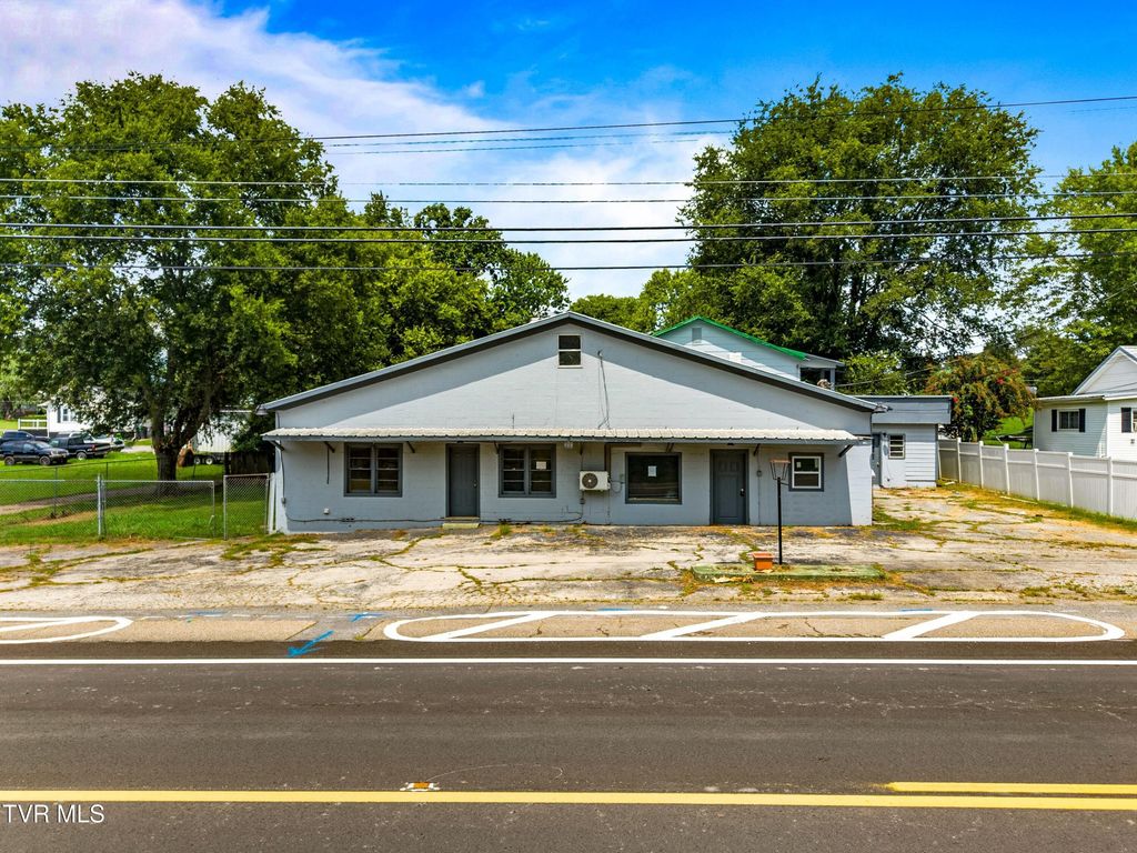 6563 East Andrew Johnson Highway, Whitesburg, TN 37891